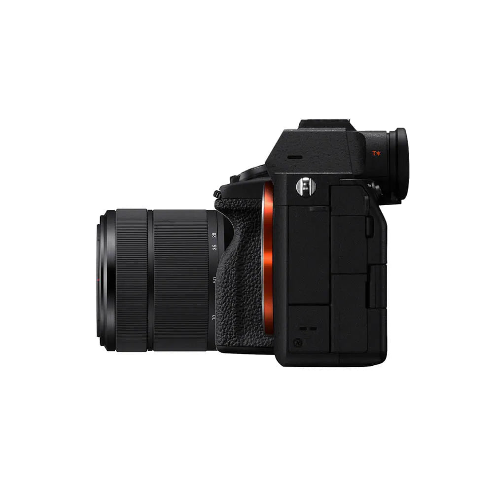 Combo: Cámara profesional Full Frame Mirrorless A7IV ILCE-7M4M + Estuche de transporte para cámaras LCS-BBK